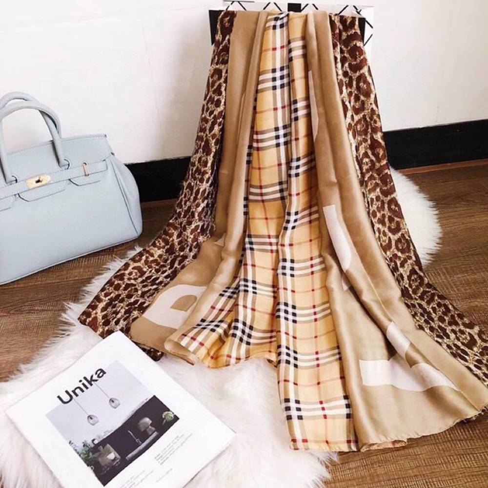 B**rry scarf
